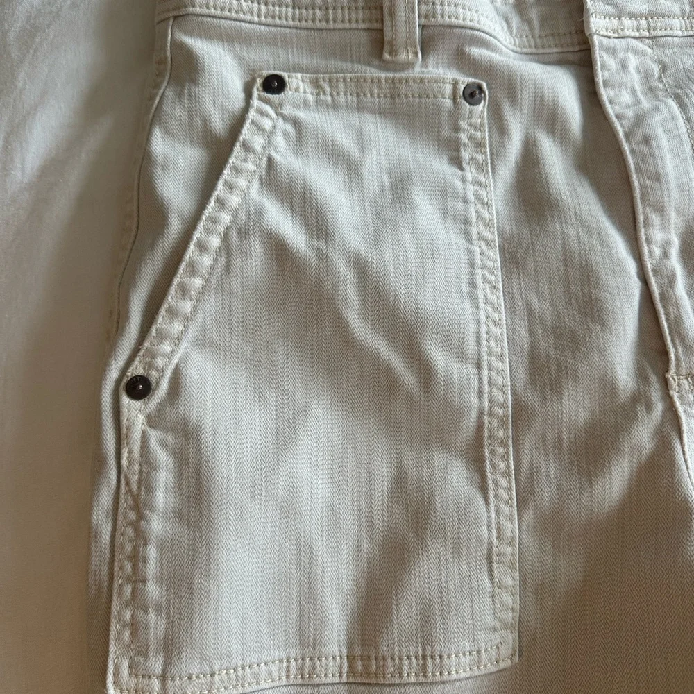 GAP High Waisted Cream/Beige Cotton Barrel Khaki Pants - Size 8 - Picture 4 of 16